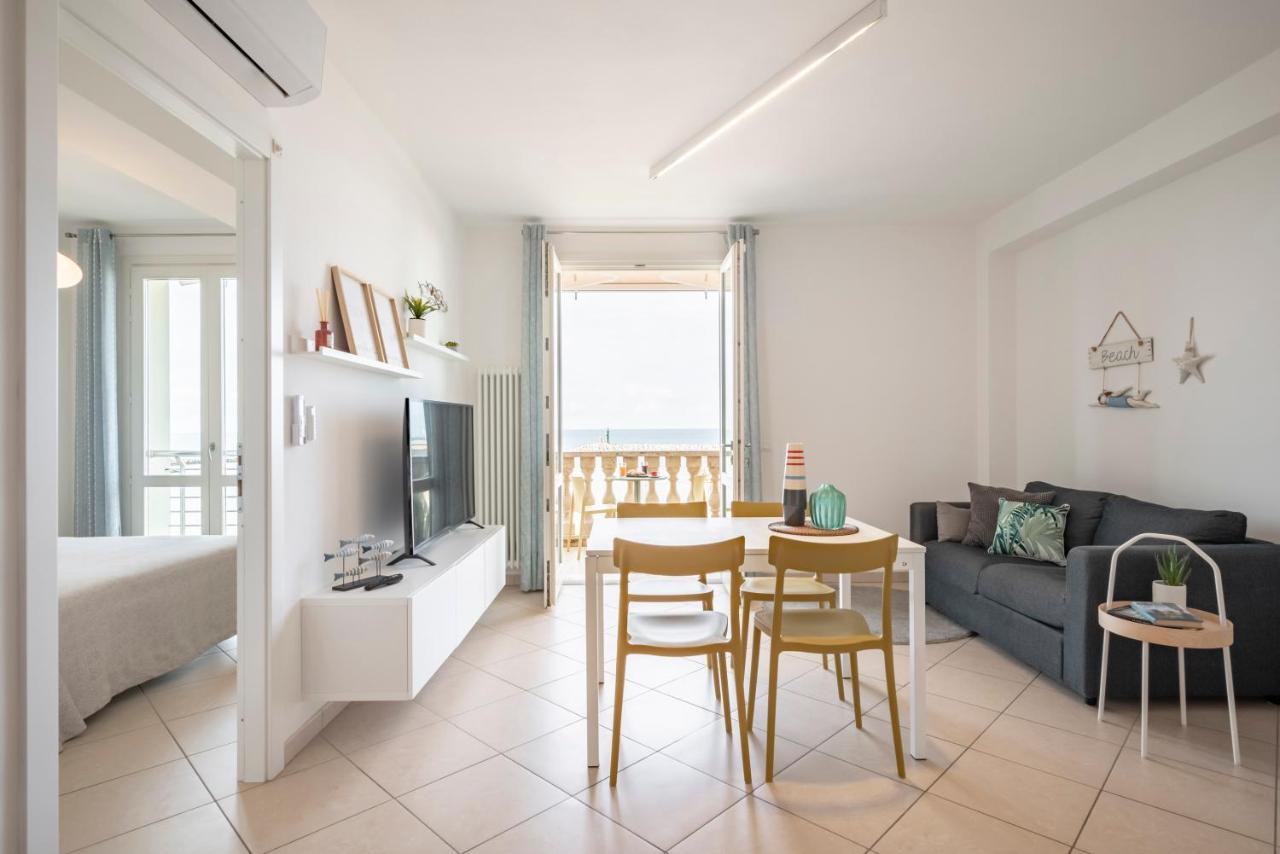 Sea View Apartment San Vincenzo Exteriör bild