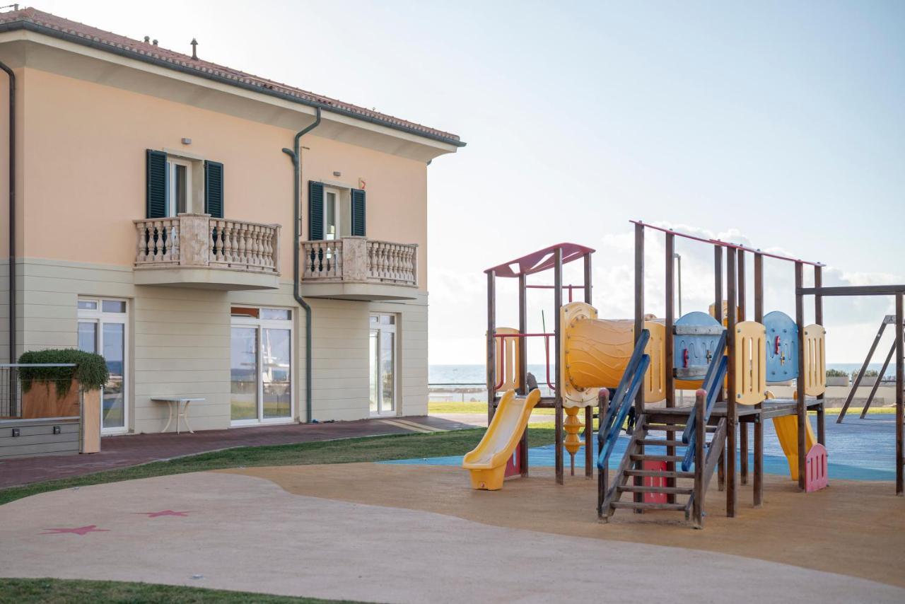 Sea View Apartment San Vincenzo Exteriör bild